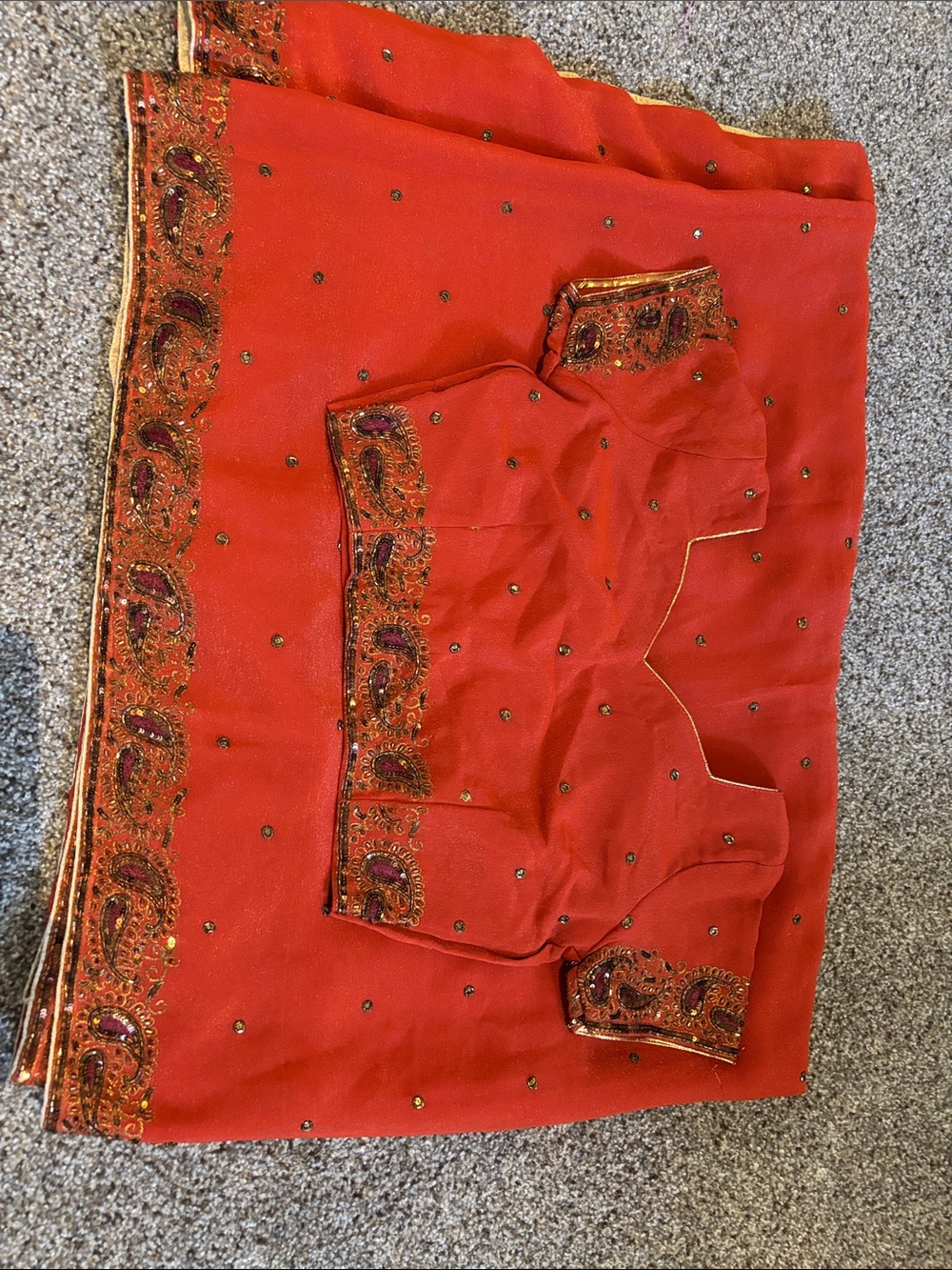Saree with blouse
